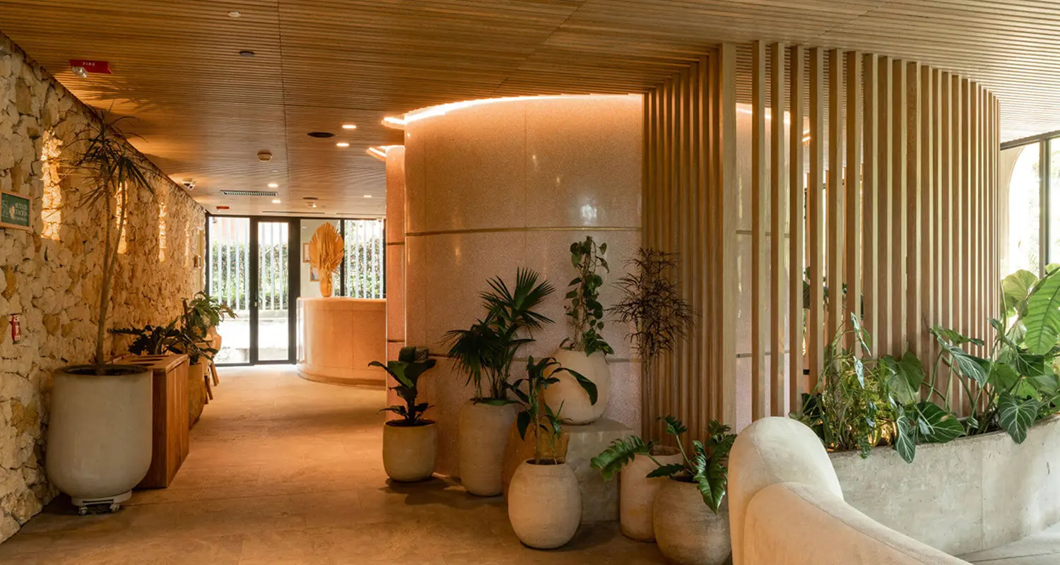 23 Hotel